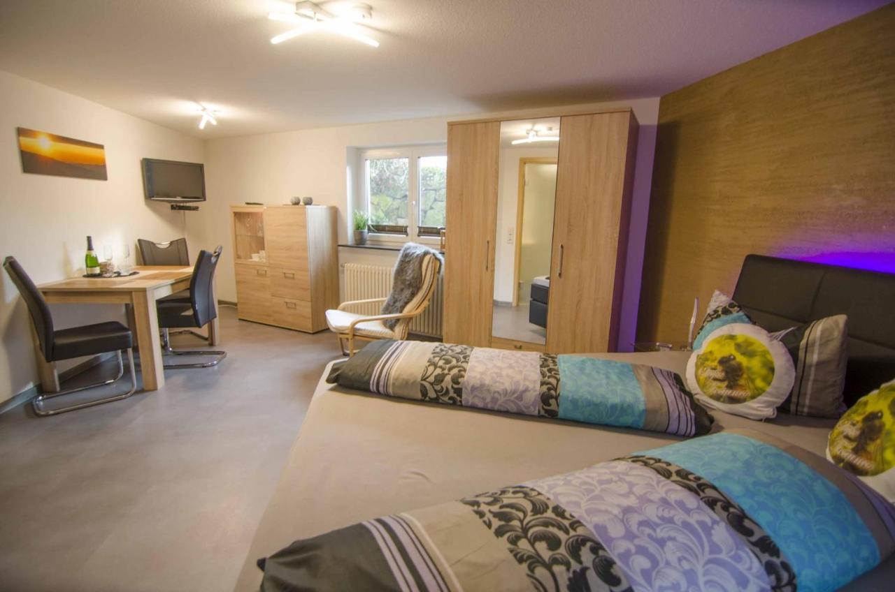 Haus Bienen Bed & Breakfast Ihringen Bagian luar foto