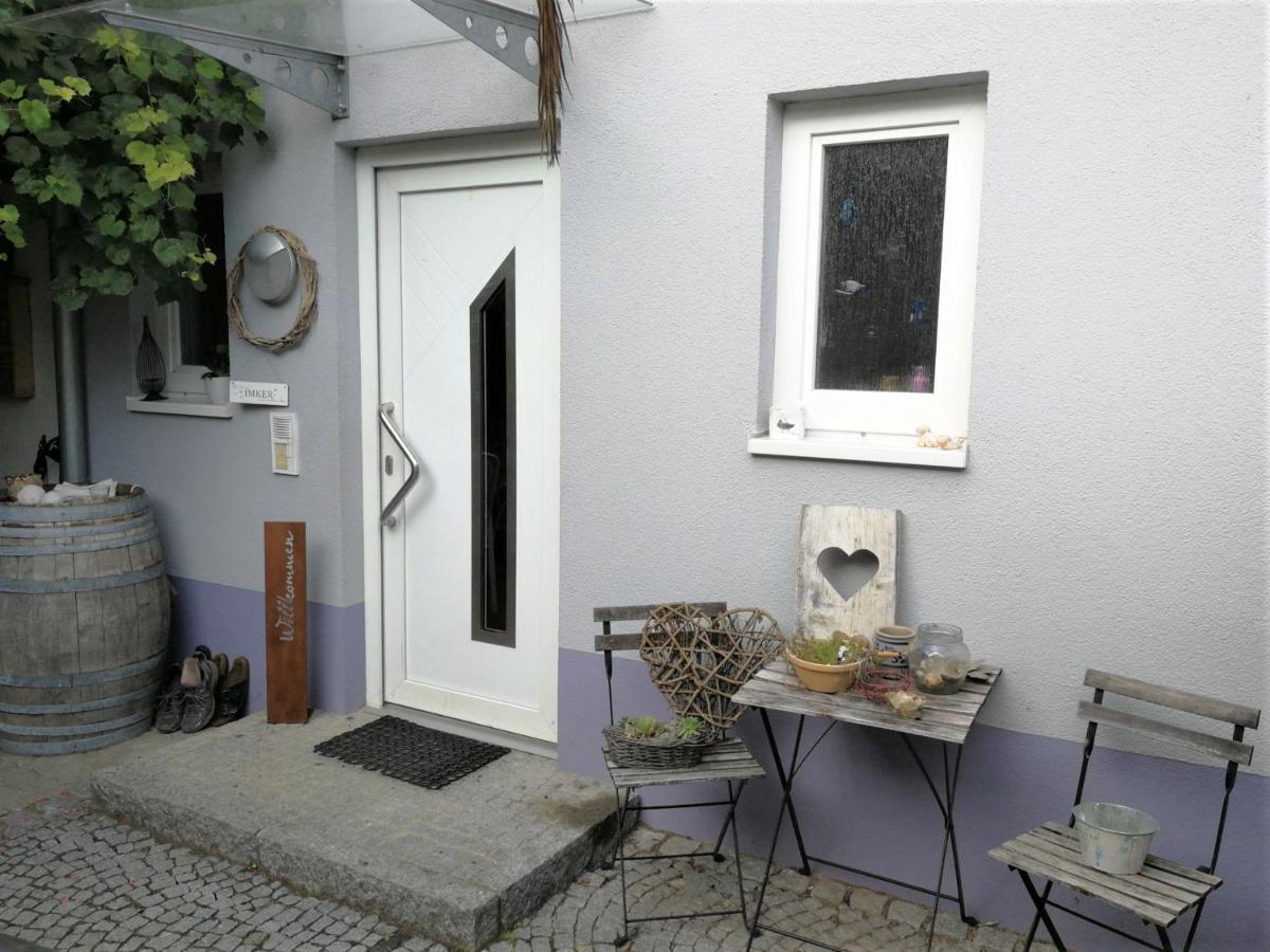 Haus Bienen Bed & Breakfast Ihringen Bagian luar foto